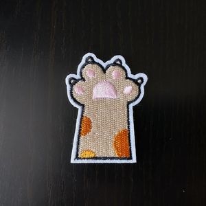 🧁 3/$30 Gimme Four Cat Paw Embroidered Patch NEW